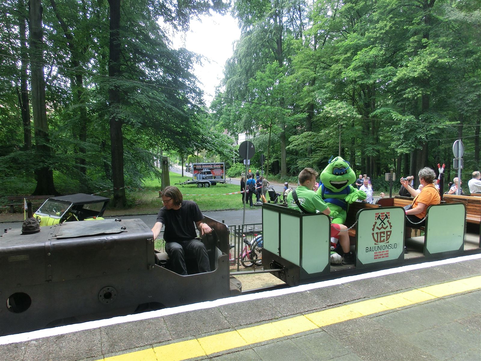 Festwochenende%2011.und12.06.2016%20(118) 50 Jahre - Programm f&uuml;r Teilnehmer | G&ouml;rlitzer Oldtimer Parkeisenbahn