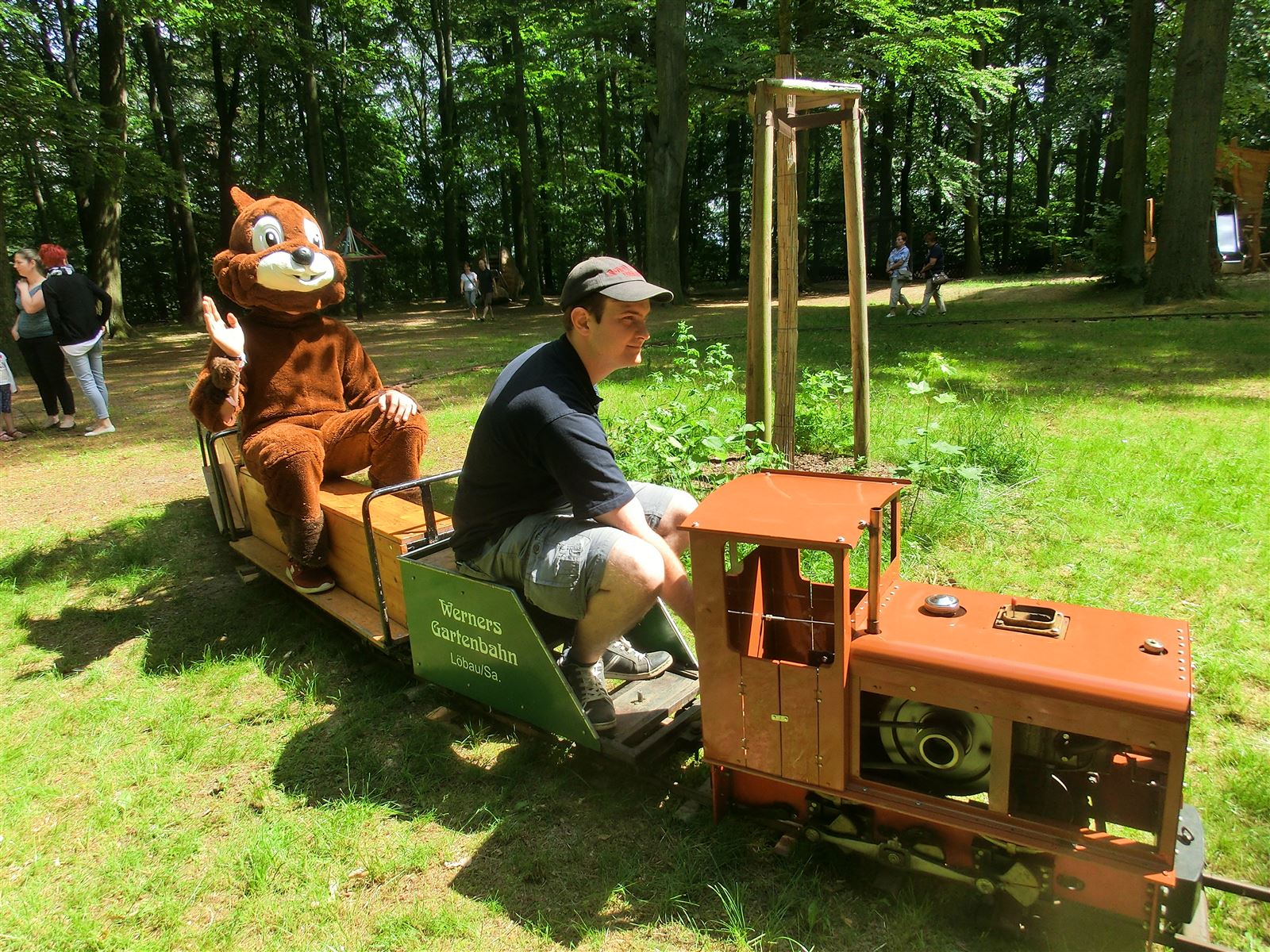 Festwochenende%2011.und12.06.2016%20(121) Feldbahntreffen - Programm | G&ouml;rlitzer Oldtimer Parkeisenbahn e. V.