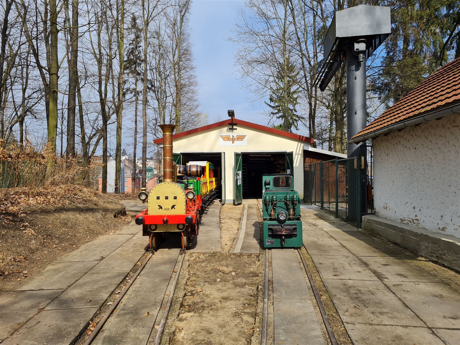 Unser Lokschuppen vor dem Umabu